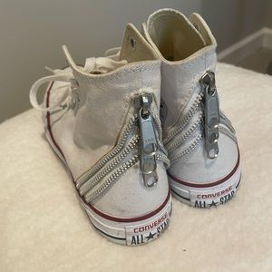 SOLD . Converse Womens Chuck Taylor Hi Top White 3 Zipper Heel Lace Up Shoes